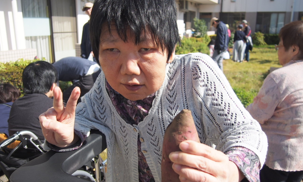 さやま園贅沢な芋ほり4
